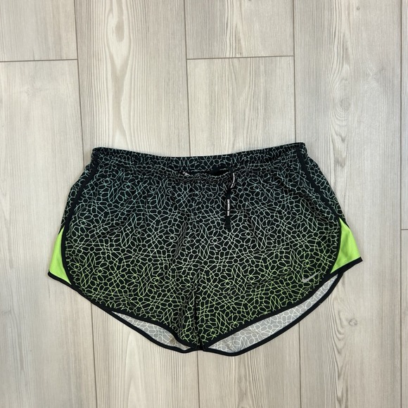 Nike Neon Starglass Printed Dri-Fit Temp Shorts Black Large Gym Lined 822483 - Picture 1 of 9